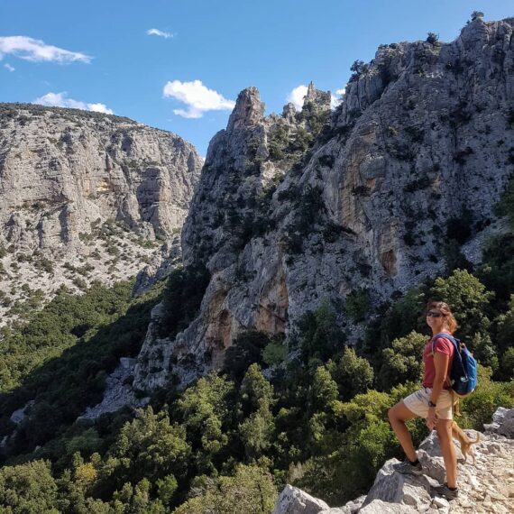 tiscali-oliena-dorgali-supramonte-villaggio-trekking