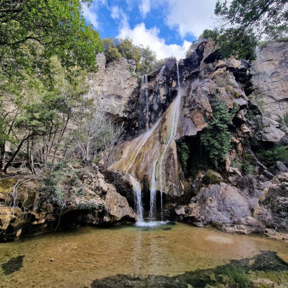 cascate-is-cacaus-ussassai-ogliastra-escursione-tacchi