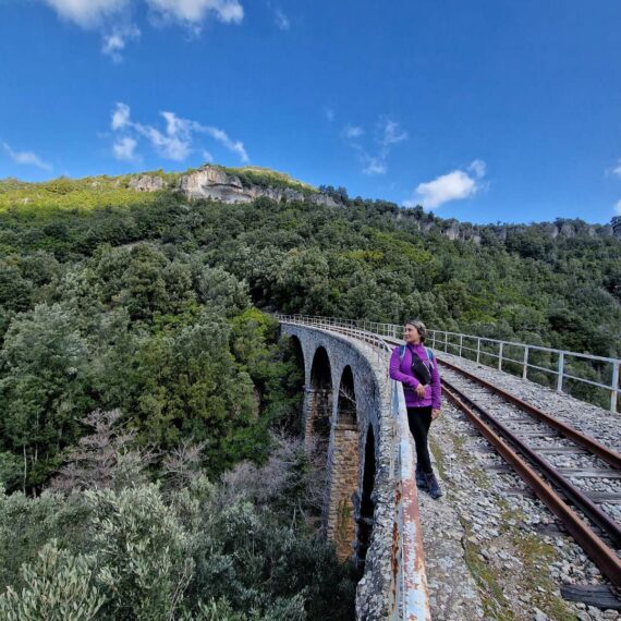 trenino-verde-arbatax-mandas-ferrovia-ussassai-ogliastra-tacchi-trekking