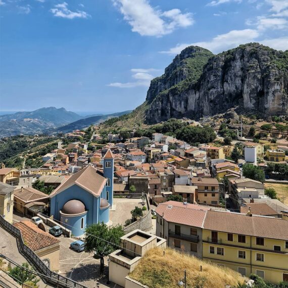 monte-tisiddu-ogliastra-ulassai-escursione-walking-in-sardinia